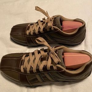 Men’s Skechers Casual shoe size 9 Brown